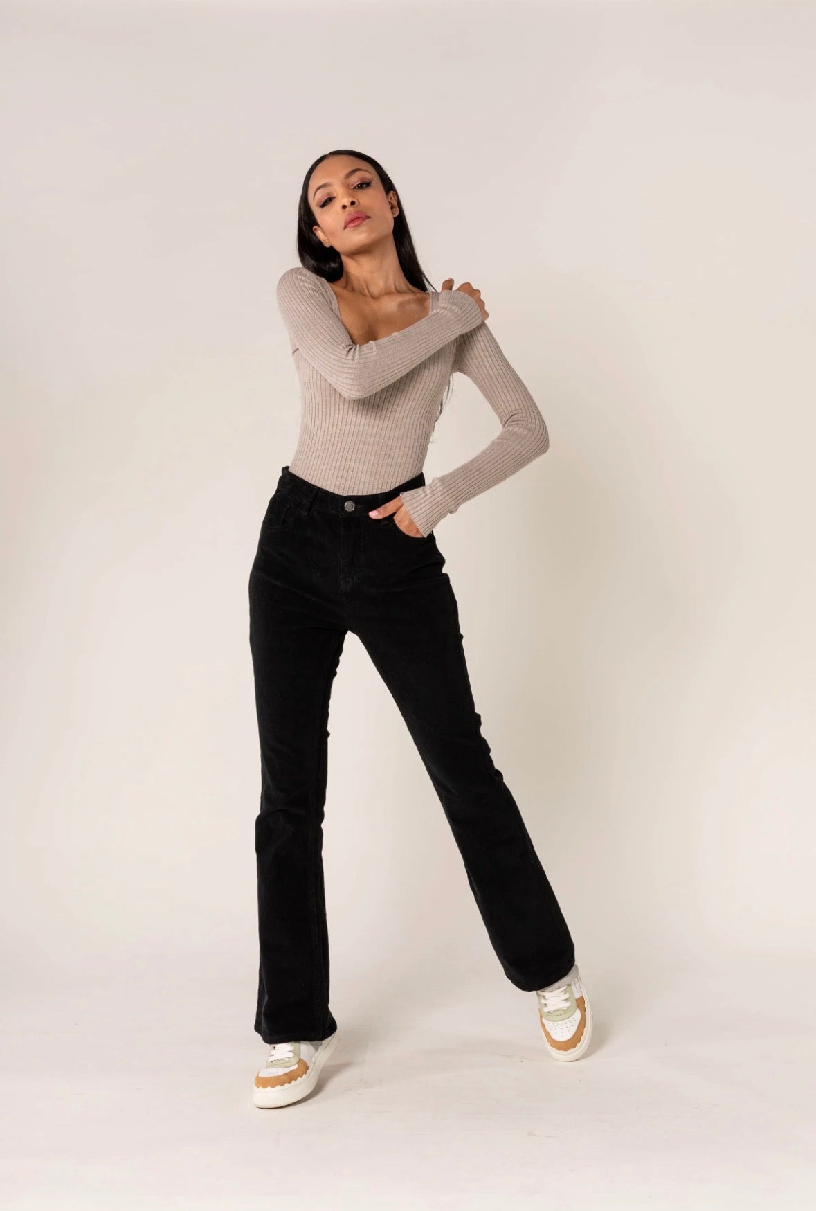 Pantalon Velours Côtelé Bootcut J 221