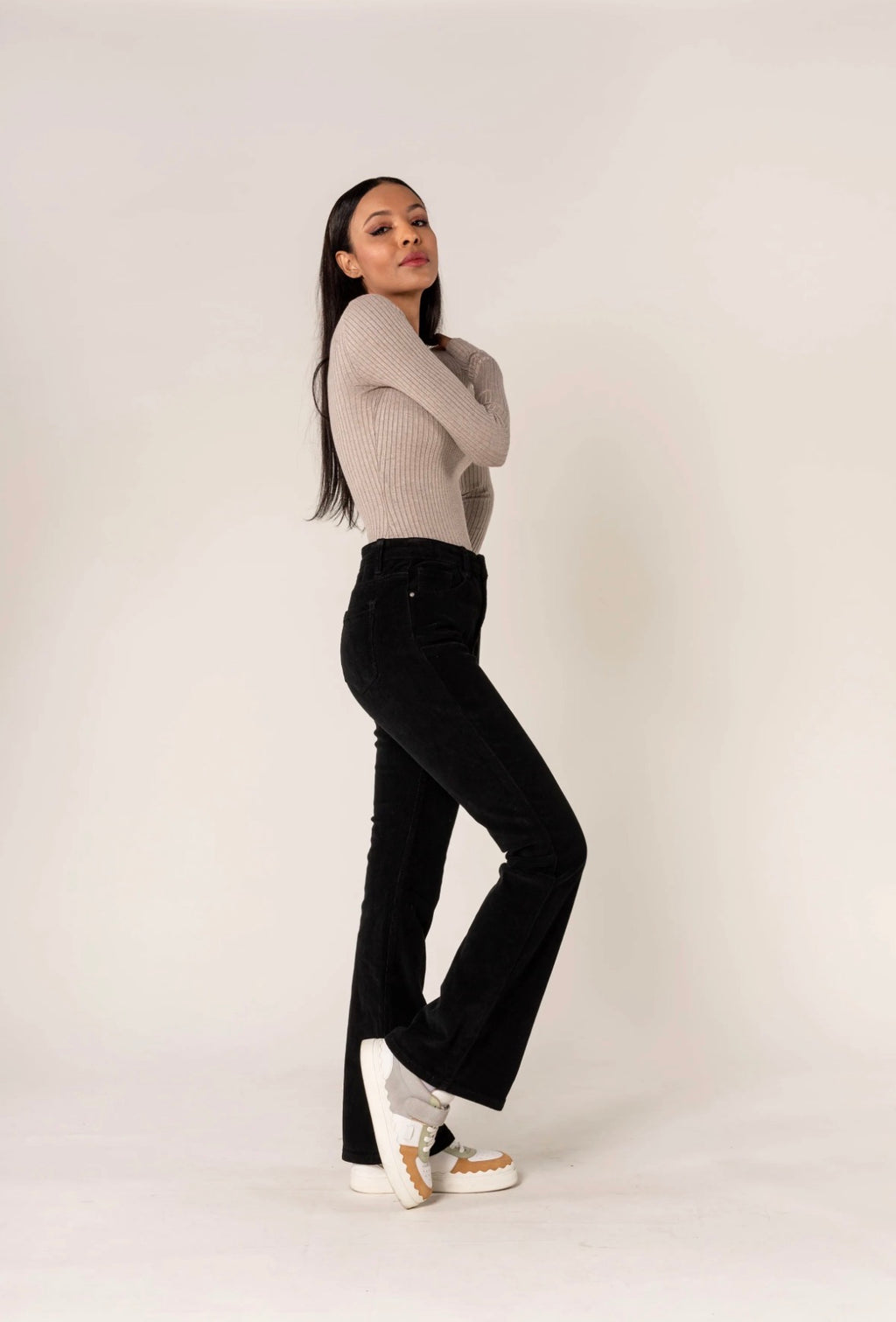 Pantalon Velours Côtelé Bootcut J 221