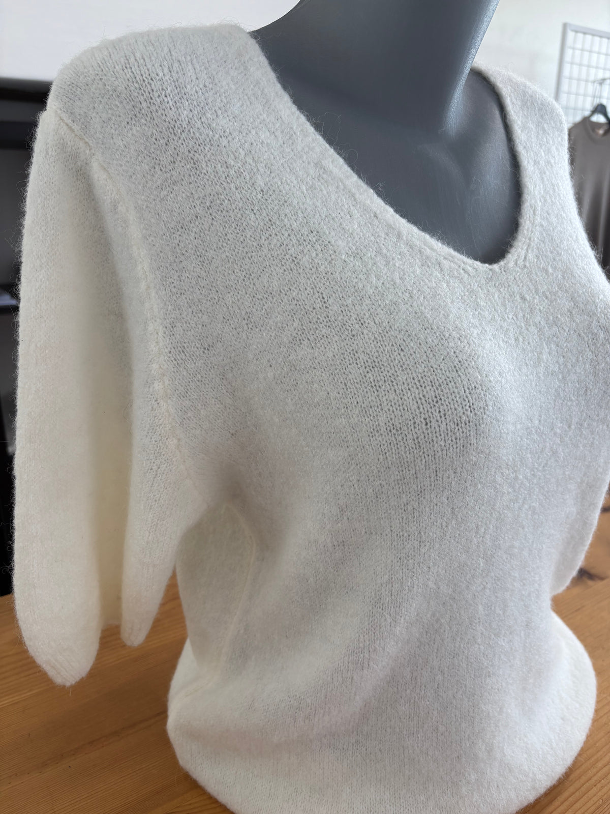 Pull Col en V Manches Courtes 10195
