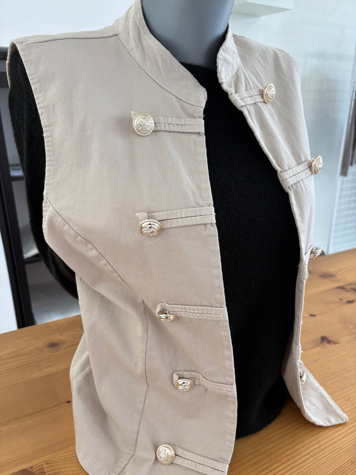 Veste Sans Manches Brandebourgs OL7051